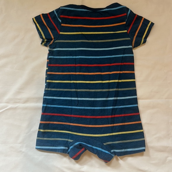 Bundles shorts onesie - Picture 2 of 4